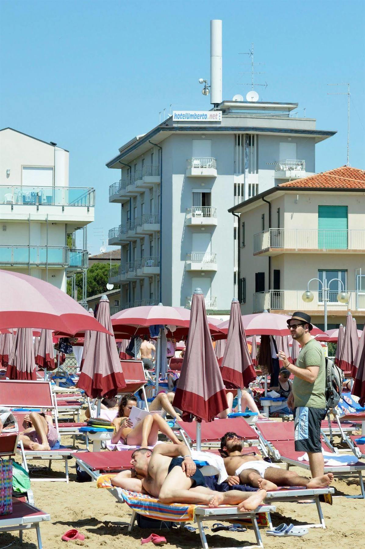 Hotel Umberto Lido di Jesolo Bagian luar foto