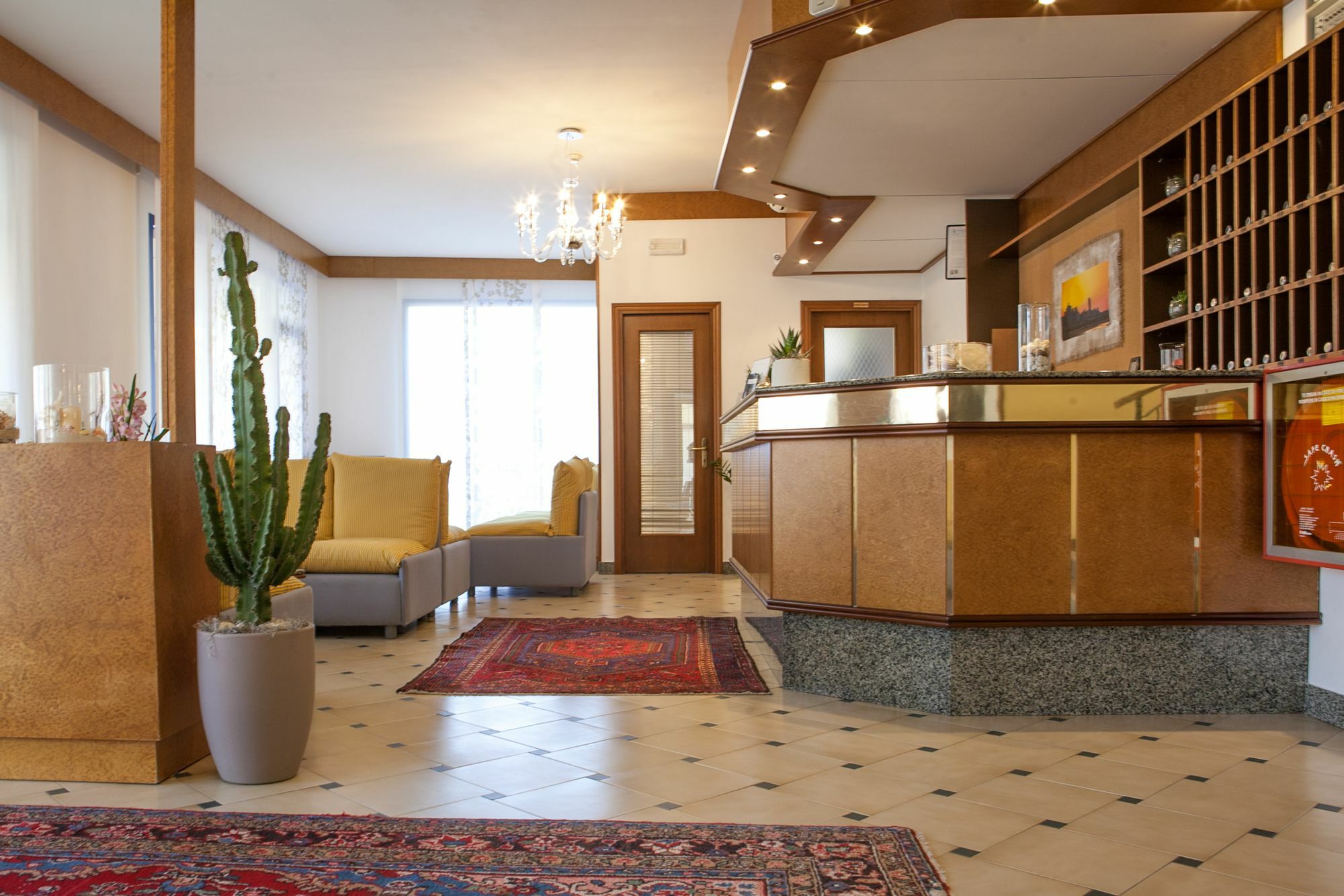 Hotel Umberto Lido di Jesolo Bagian luar foto
