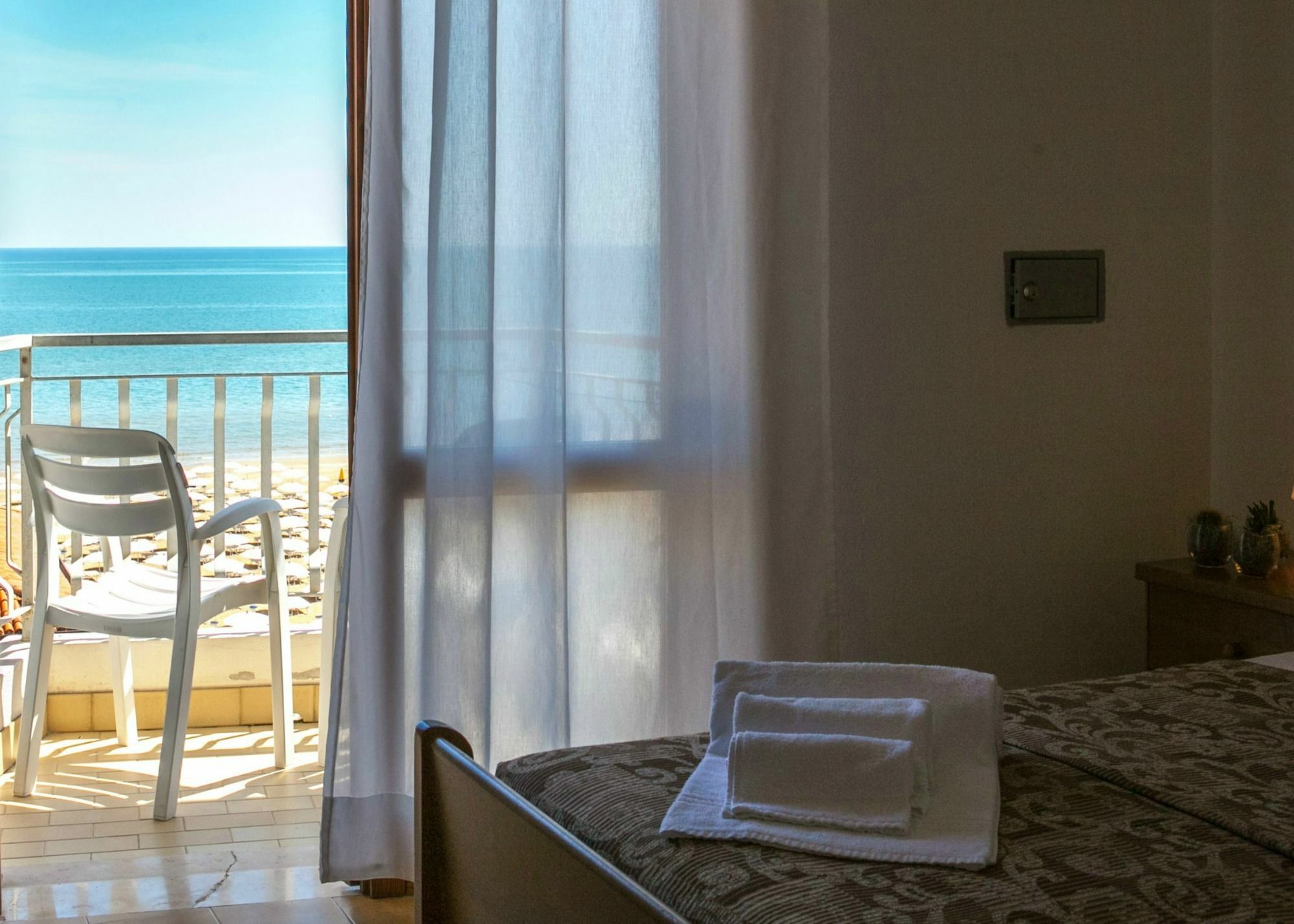 Hotel Umberto Lido di Jesolo Bagian luar foto